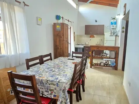 CASA VENTA EN MAR DEL TUYU CON GARAGE