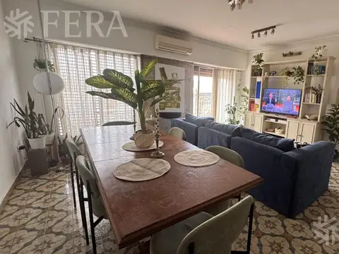 Depto Tipo Casa en Venta 40 años