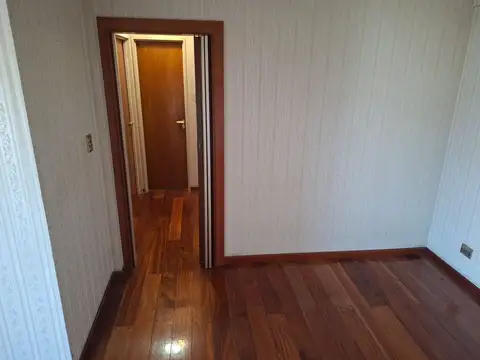 Departamento en Venta en Flores, USD 168.000