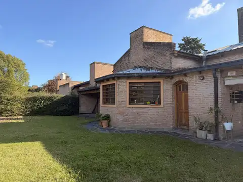 Casa en venta en Villa Elisa