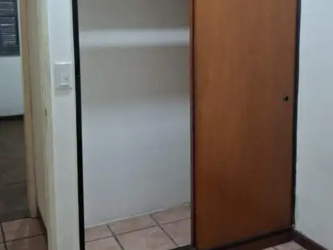 Casa en Alquiler en Ingeniero Adolfo Sourdeaux, $ 900.000