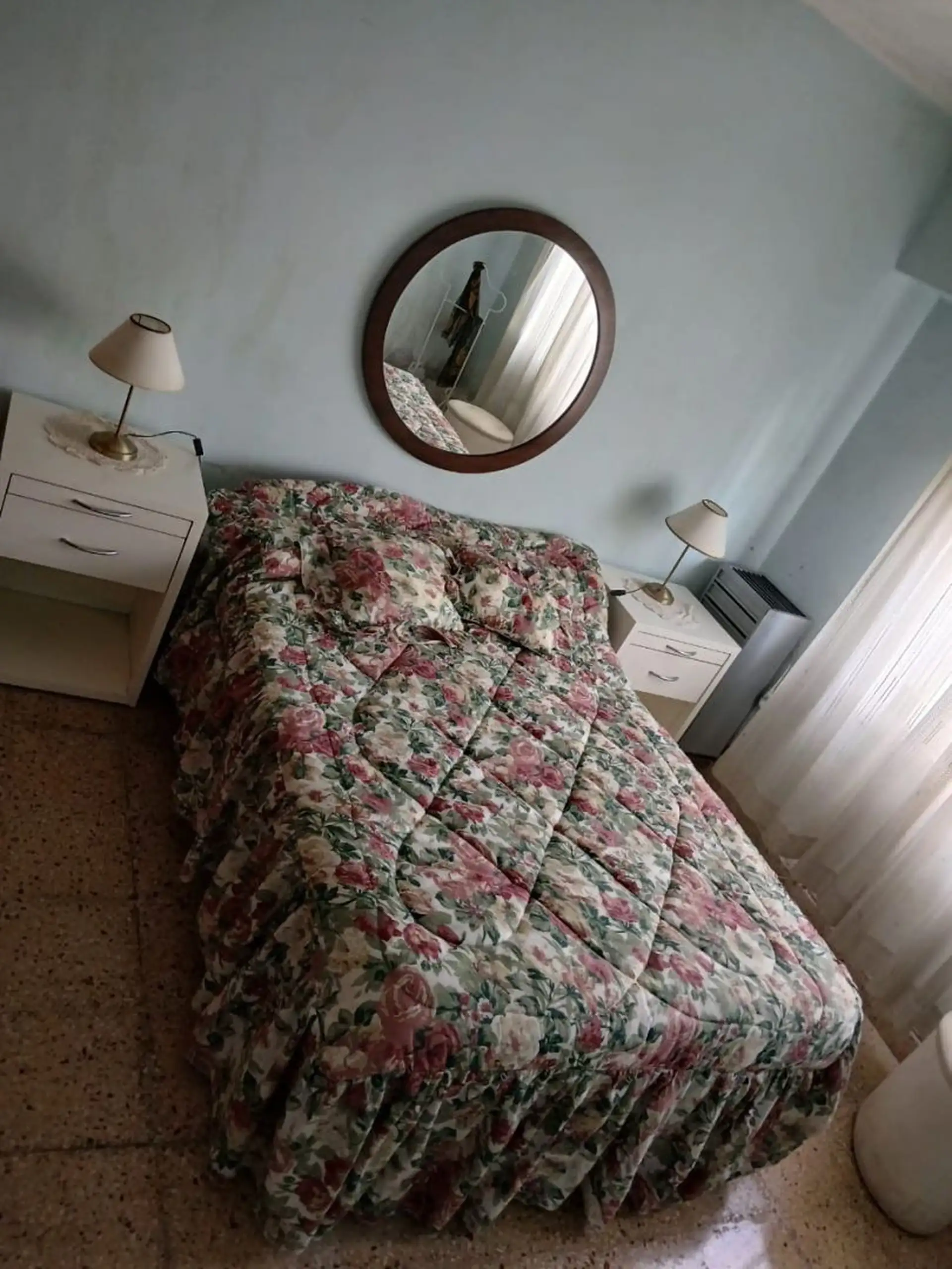 Oportunidad casa 5 ambientes con parque, quincho y doble garage