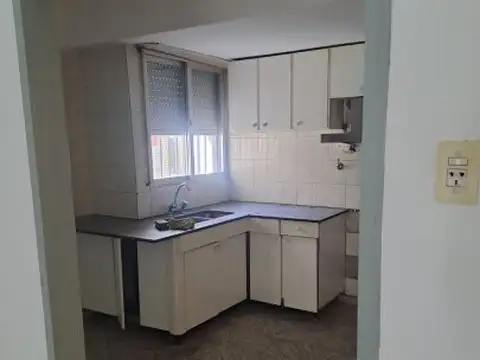 Superí 630 , Piso 1