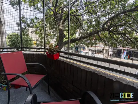 Departamento en Venta de 2 Amb y medio con Cochera