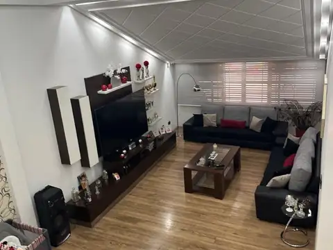 Casa en Venta de 5 dormitorios