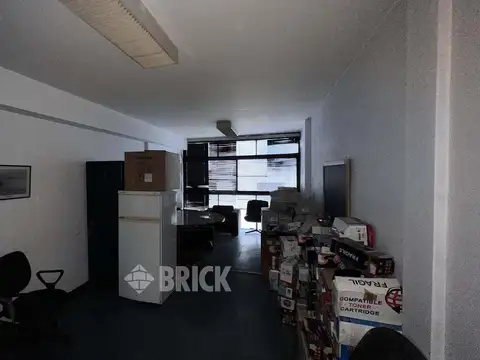 OFICINA EN SUIPACHA Y AV. CORRIENTES - 28 M2 TODO SOL VIGILANCIA LAS 24 HORAS