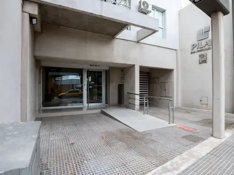 4 de Enero 3700