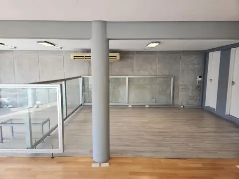 Oficina 3 ambientes con 1 baño