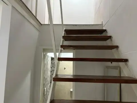 Depto Tipo Casa 2 ambientes con 1 baño