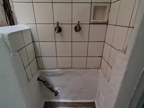 DEPARTAMENTO EN EXCELENTE ESTADO – A 1 CUADRA AV NAZCA – CTRO COMERCIAL – LINEAS DE COLECTIVOS