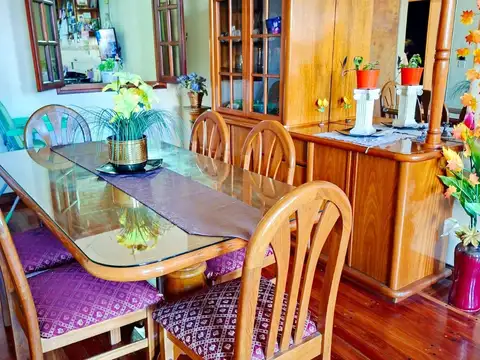 Depto Tipo Casa en Alquiler de 4 ambientes