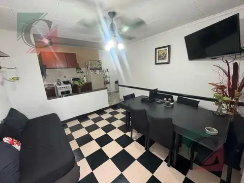 Depto Tipo Casa en Venta de 4 ambientes