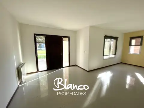 Casa en Alquiler en Septiembre, USD 1.500