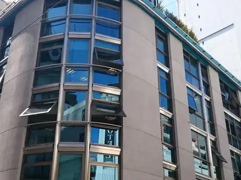 Tacuarí 100, Piso 4