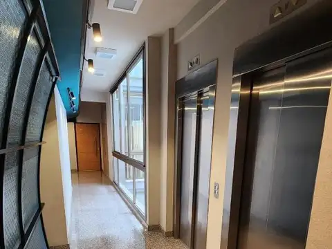 Oficina en Alquiler en Monserrat, $ 1.000.000