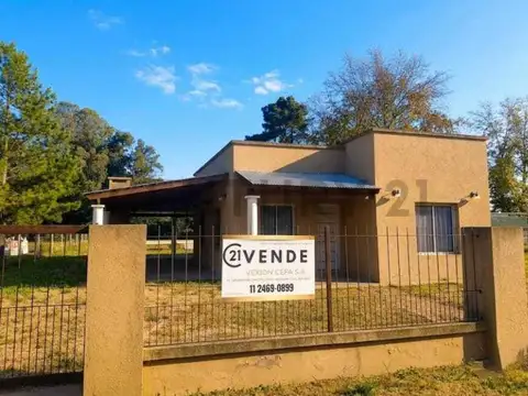 VENTA CASA 3 AMBIENTES, PILETA Y GRAN LOTE 2000 M2
