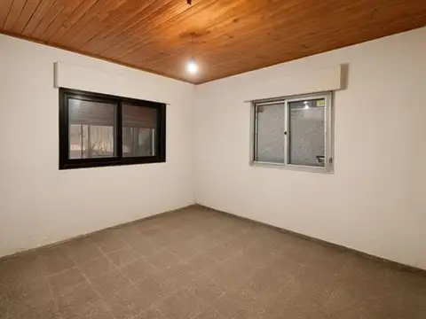Casa en Venta en Malvinas Argentinas, USD 73.000