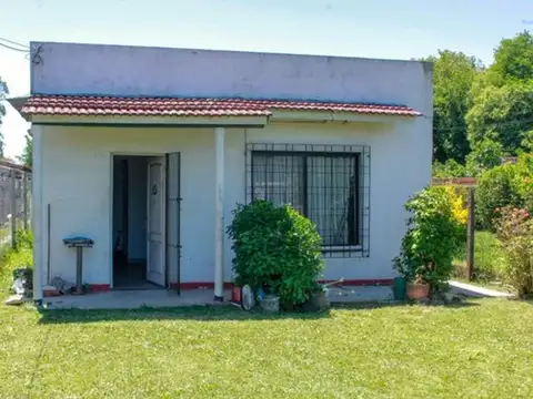 VENTA CASA EN GRAND BOURG  SOBRE LOTE DE 400 M2
