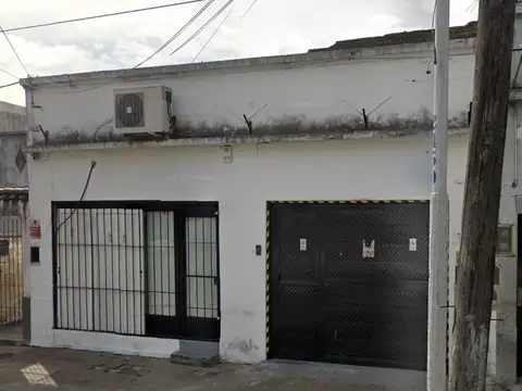 Local en venta - 52 m2 - Sarandi.