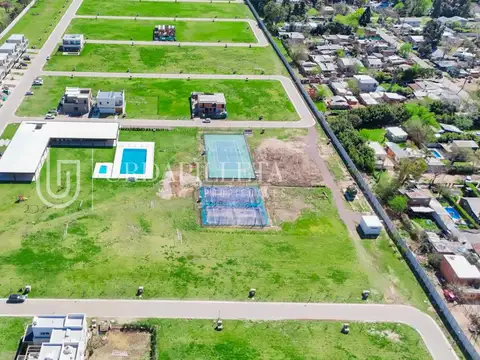 Lote en venta en El Olivar Pilar