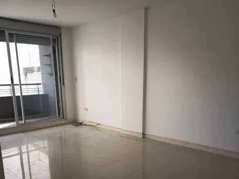 EXCELENTE DEPTO DE 2 AMB AMPLIO LUMINOSO EDIF CATEGORIA