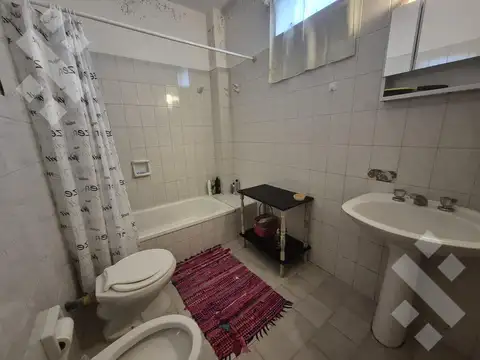 Departamento 5 ambientes con 1 baño