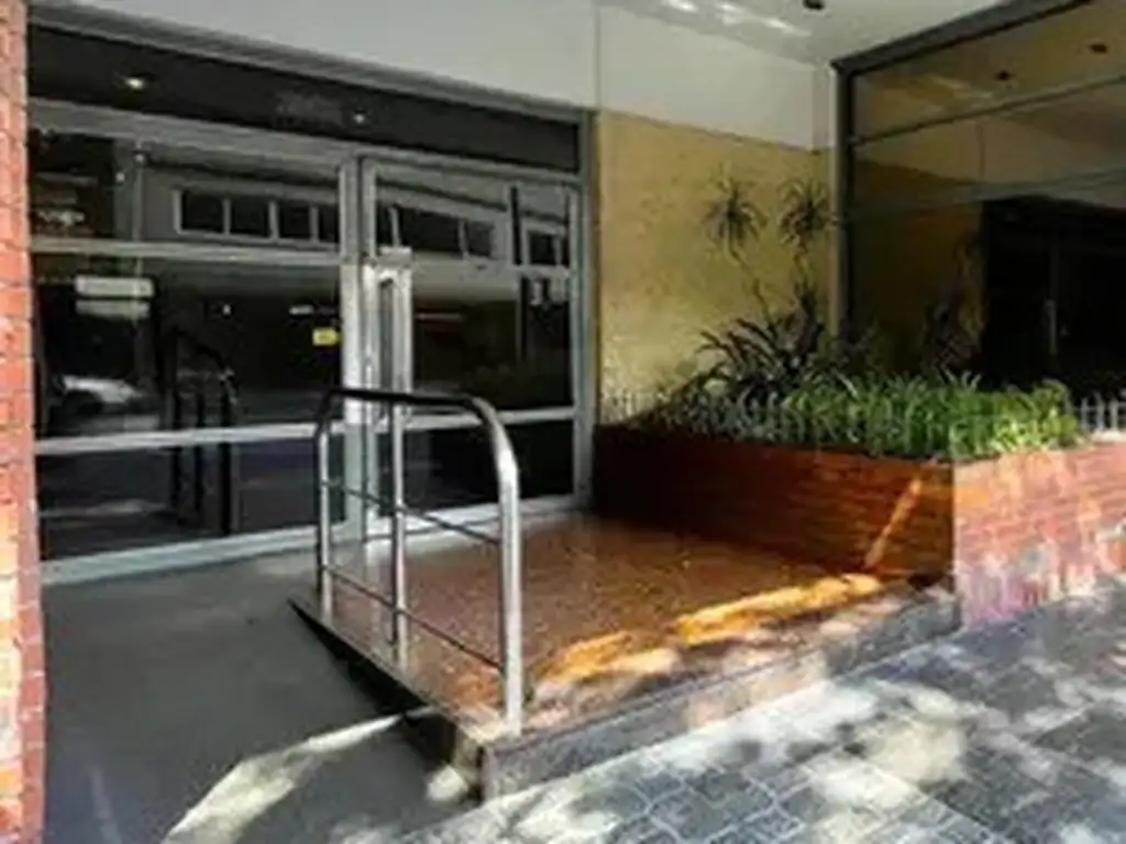 Avenida Raúl Scalabrini Ortiz 2000