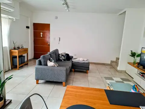 Depto Tipo Casa en Venta en Villa Luro, USD 178.000