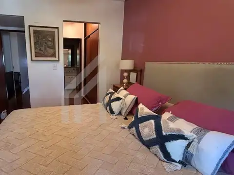 Casa Triplex  en Venta en Flores, Capital Federal, Buenos Aires