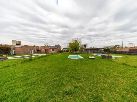 Casa 3 ambientes con 2 baños