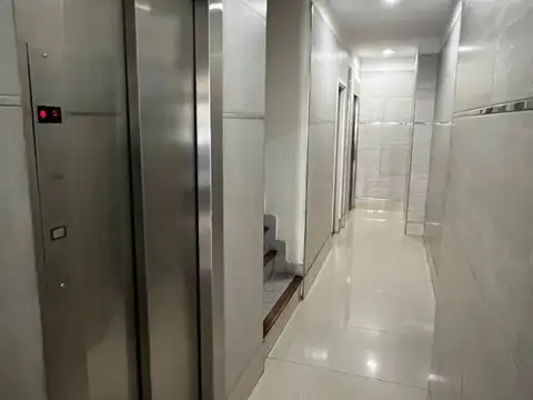 Departamento 5 ambientes con 2 baños