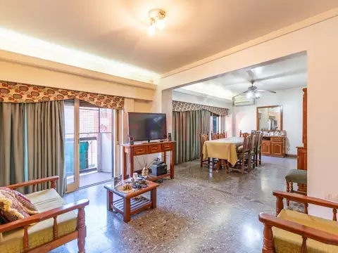 Departamento 5 ambientes con 2 baños