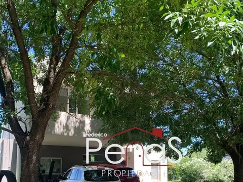 Casa en Alquiler en El Nacional Club De Campo, USD 2.000