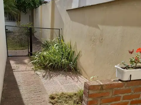 Casa en Venta en Lanus Oeste, USD 135.000