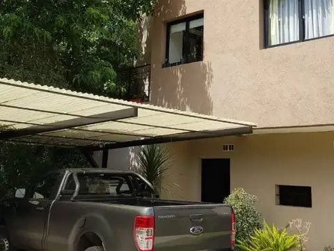 Cochera en Venta SemiCubierta