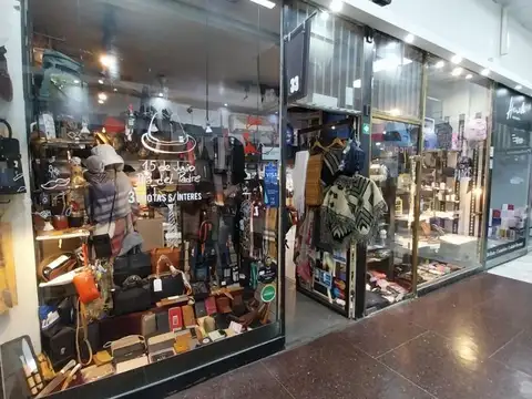 Local en alquiler Zona Belgrano CABA en "Galeria Las Vegas"