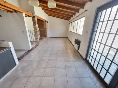 Venta Departamento con patio Echesortu Rosario