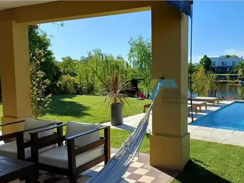 Casa  en Venta en San Benito, Villanueva, Tigre