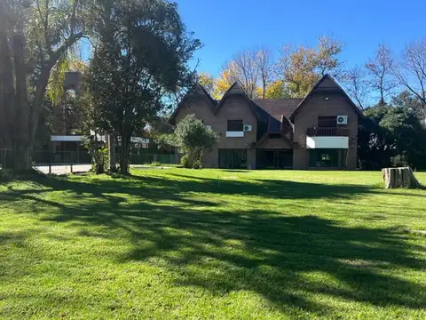 ALQUILER - CASA 5 AMB. - PILETA - PARQUE LELOIR - ITUZAINGO