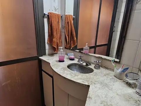 Depto Tipo Casa en Venta 46 años