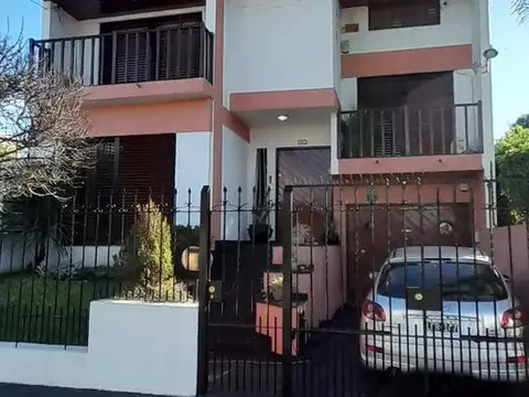 Espectacular Casa de 4 ambientes en La Tablada