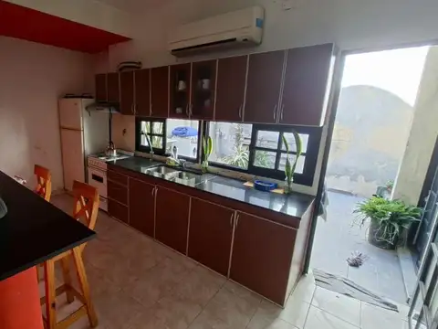 PH en venta - 2 Dormitorios 1 Baño - General San Martín