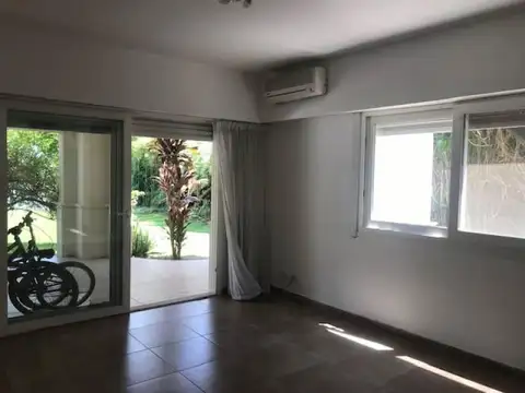 Casa en Alquiler al Oeste