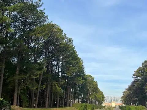 Terreno en Venta en Los Pinares Country Club, USD 45.000