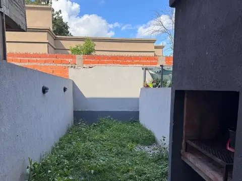 Departamento en Alquiler en Paso Del Rey, $ 700.000