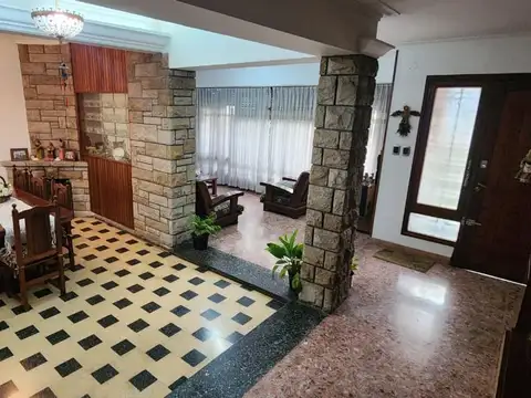 Casa en Venta al Oeste