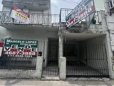 Casa  4 Ambientes con Garaje , Patio y Terraza. Apto Credito!