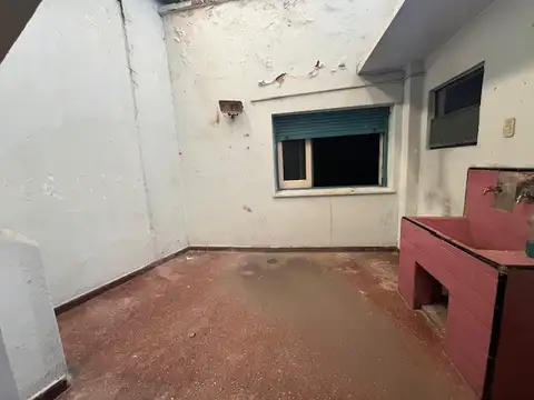 Casa  4 Ambientes con Garaje , Patio y Terraza. Apto Credito!