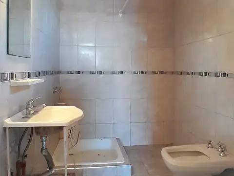 Depto Tipo Casa 2 ambientes con 2 baños