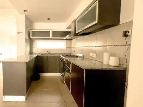 Casa en Venta en Los Pinares, USD 135.000